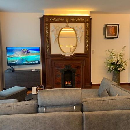 Botanique Suites Airbnb, Anvers Dış mekan fotoğraf