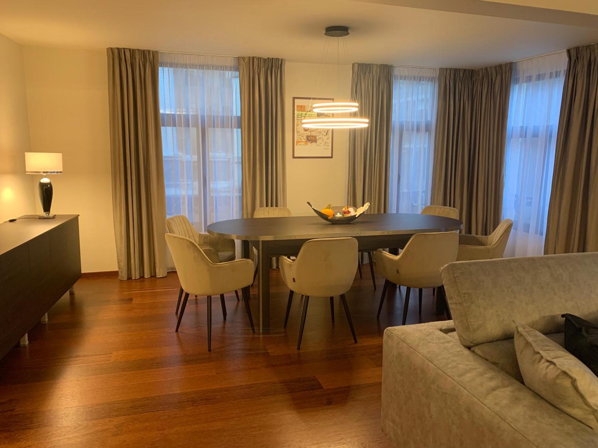 Botanique Suites Airbnb, Anvers Dış mekan fotoğraf