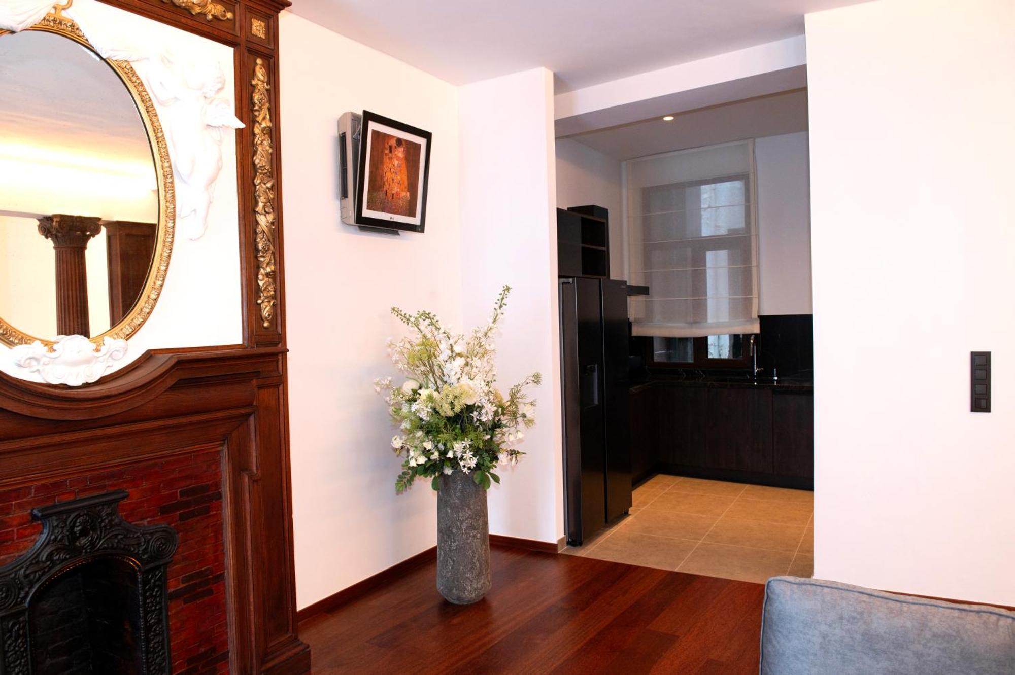 Botanique Suites Airbnb, Anvers Dış mekan fotoğraf