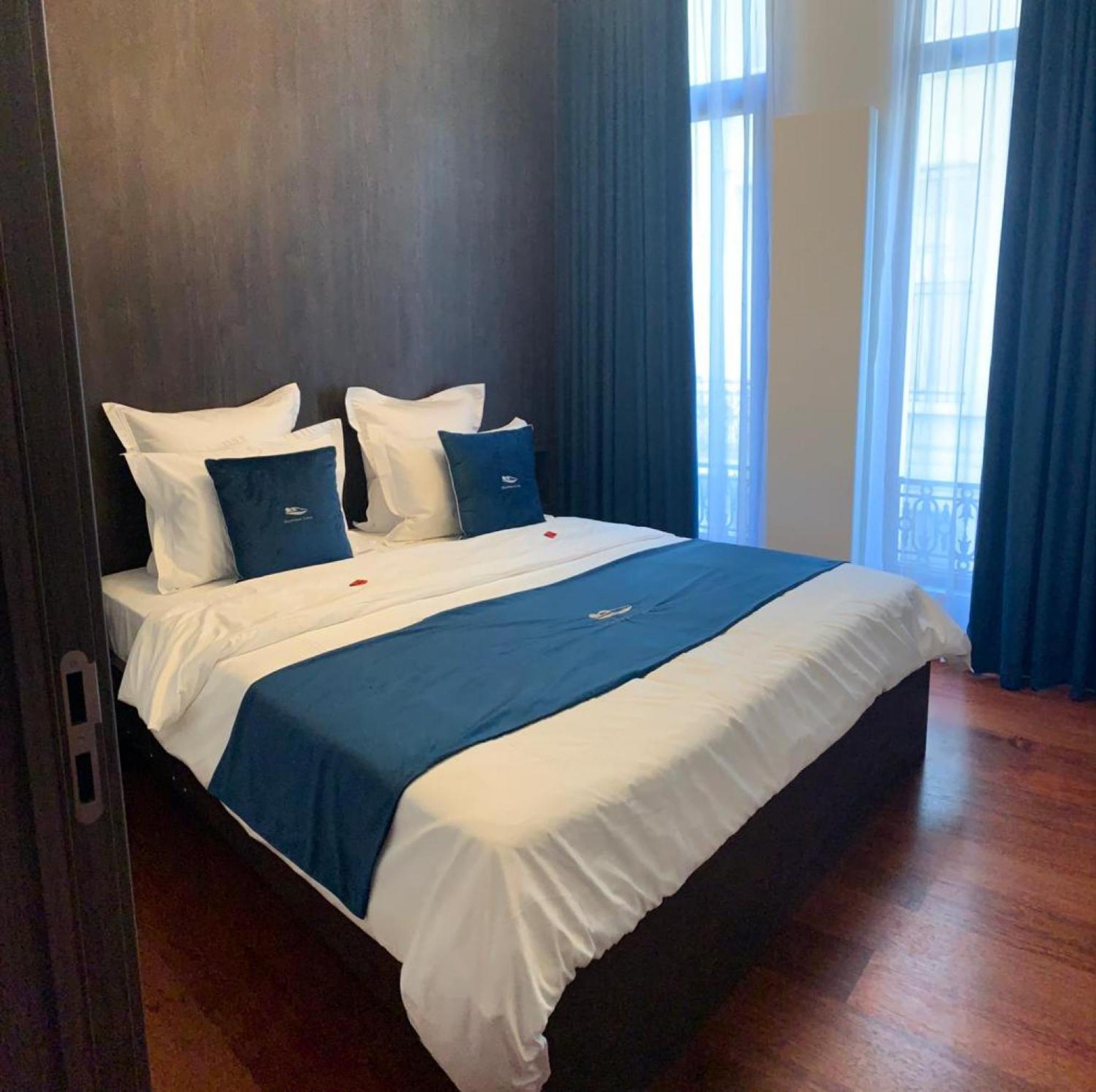 Botanique Suites Airbnb, Anvers Dış mekan fotoğraf